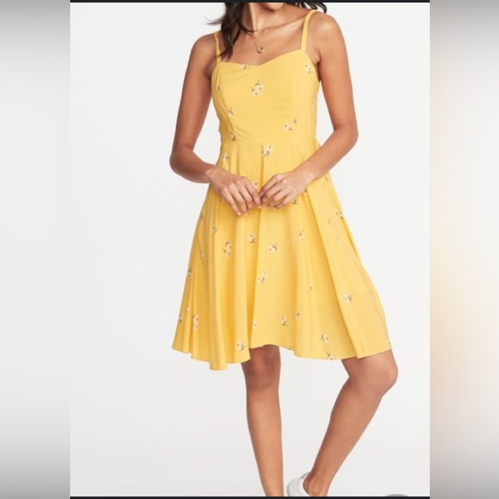NWT Old Navy Fit And Flare Cami Dress- Ptp- 21”-23” L-35”